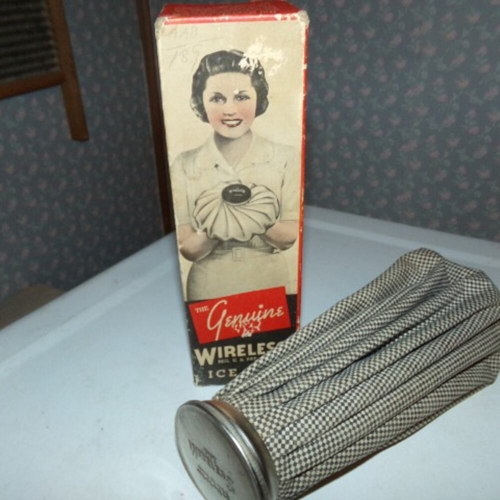 VINTAGE ICE BAG WITH BOX PAT. 1927